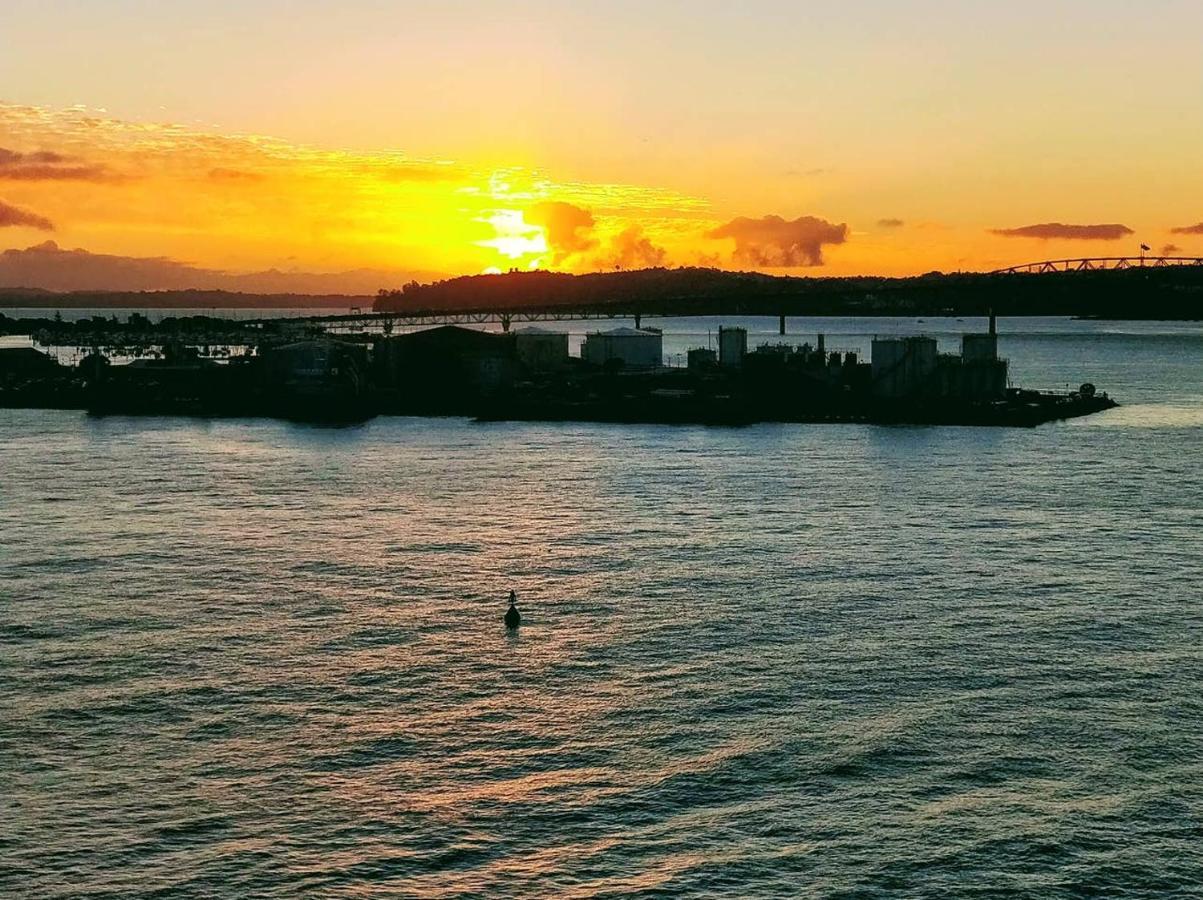 Qv Waterfront Apt With Ac Wifi And Parking Auckland Bagian luar foto
